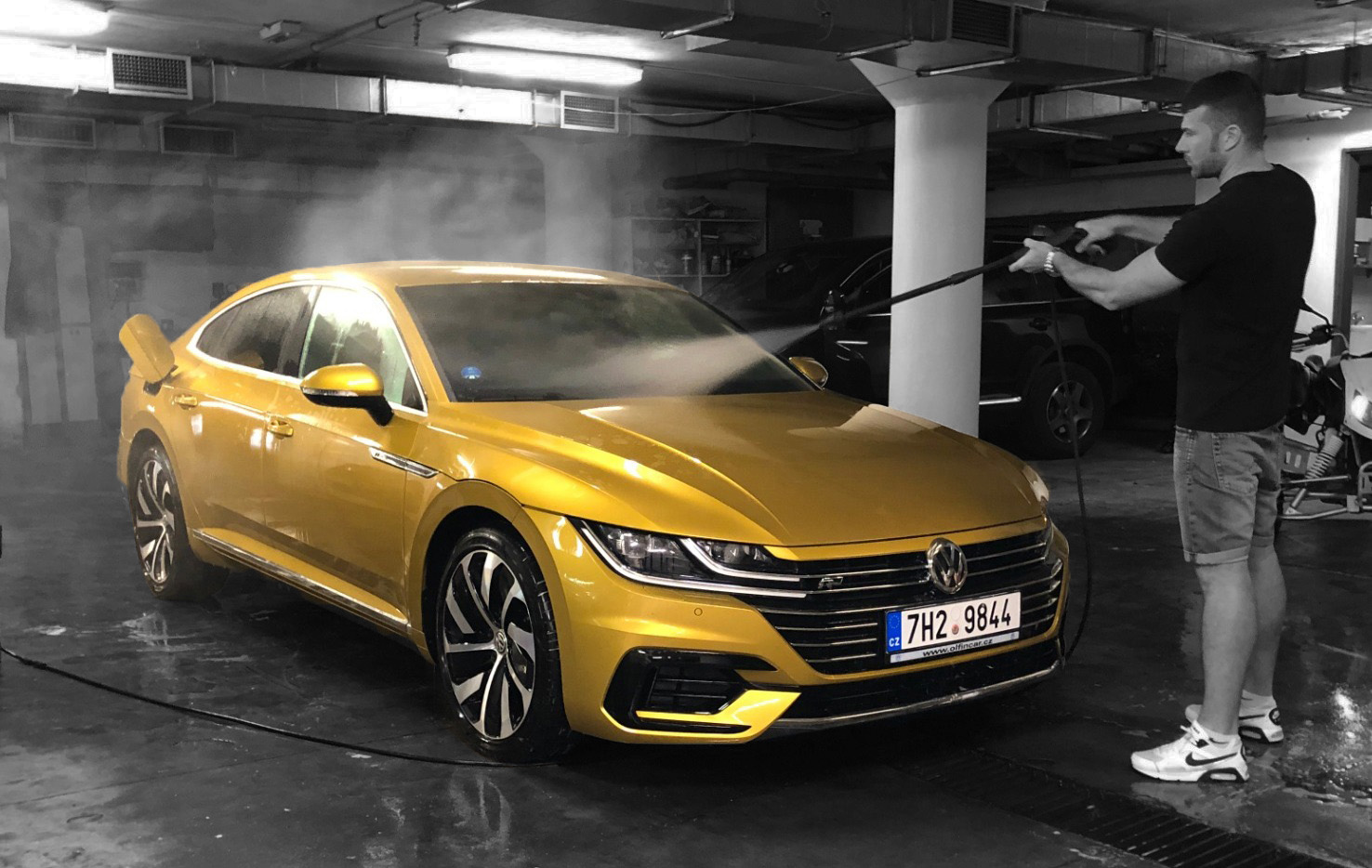 RUČNĚ znamenádobře...